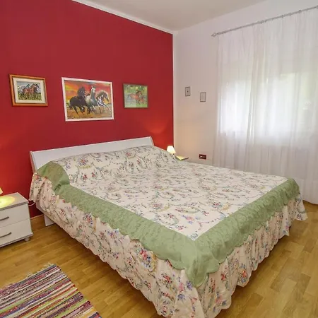 Linda In Lovrinici * Pazin