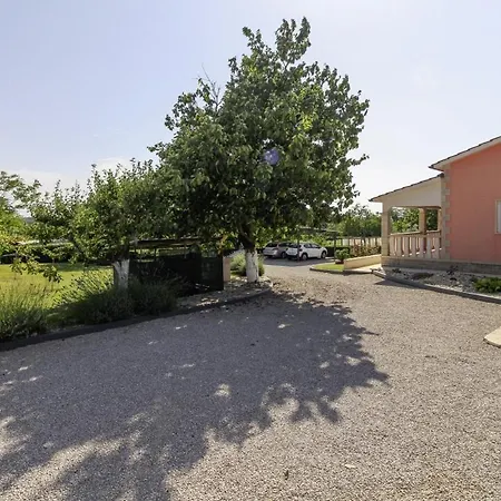Holiday home Linda In Lovrinici Pazin